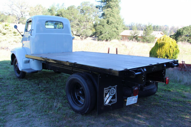 Ford F-500 1950 image number 13