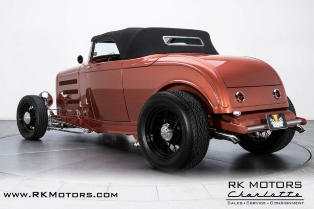 Ford Roadster 1932 image number 12