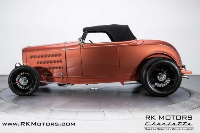 Ford Roadster 1932 image number 16