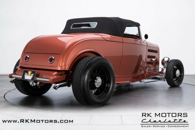 Ford Roadster 1932 image number 32