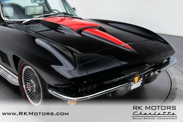 Chevrolet Corvette 1967 image number 11