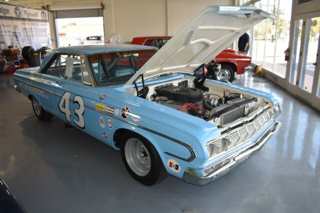 Plymouth Road Runner 1964 image number 21