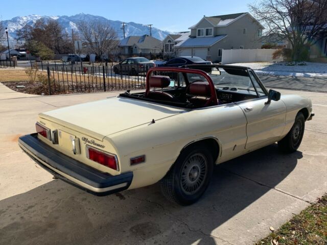 Alfa Romeo Spider 1978 image number 23