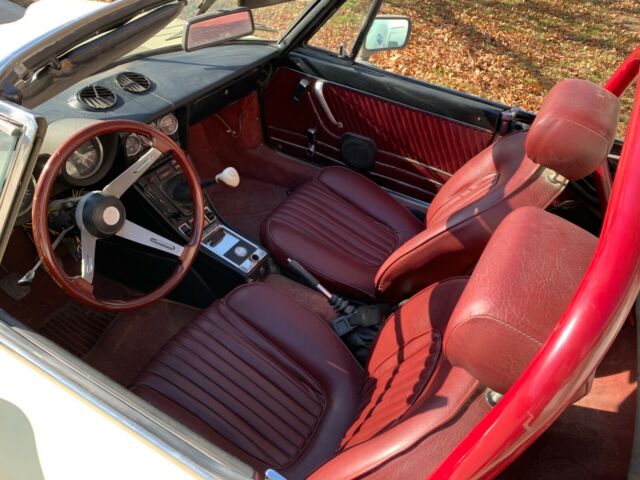 Alfa Romeo Spider 1978 image number 32