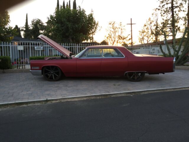 Cadillac DeVille 1966 image number 2