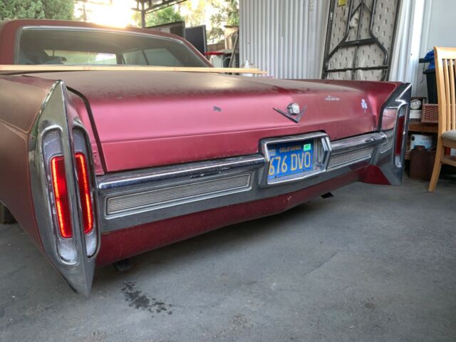 Cadillac DeVille 1966 image number 20