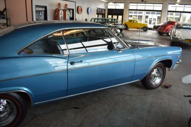 Chevrolet Impala 1966 image number 28