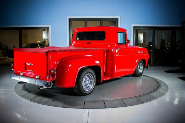 Ford F-100 1960 image number 2