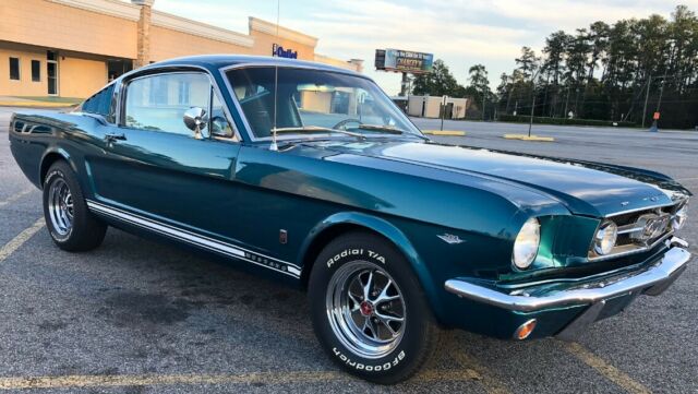 Ford Mustang 1965 image number 0