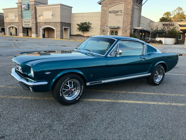 Ford Mustang 1965 image number 2