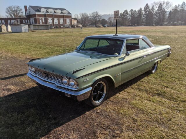 Ford Galaxie 1963 image number 5