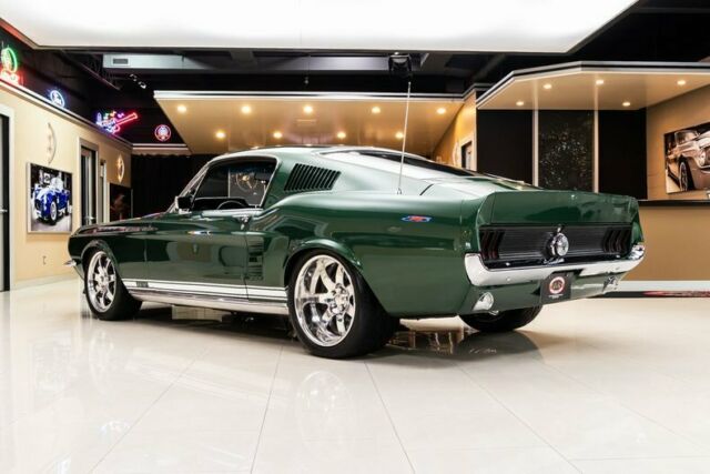 Ford Mustang 1967 image number 14