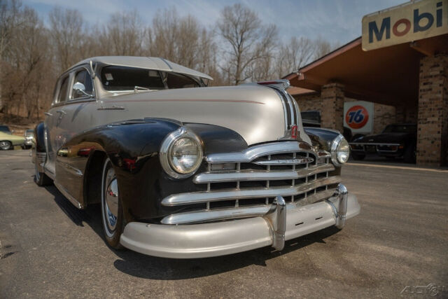 Pontiac Silver Streak 1948 image number 14