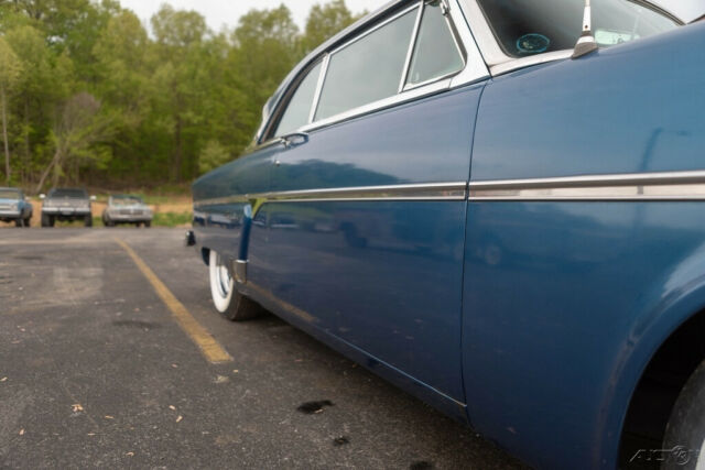 Ford Crestline 1954 image number 43