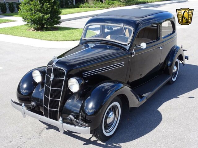 Plymouth Sedan 1935 image number 29