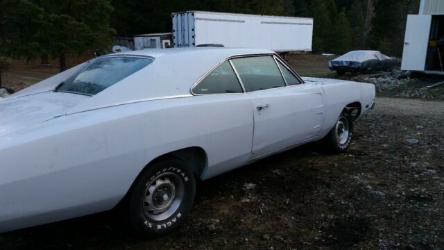 Dodge Charger 1969 image number 2