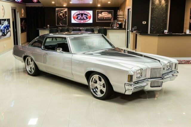 Pontiac Grand Prix 1971 image number 32