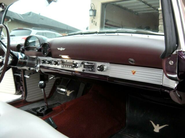 Ford Thunderbird 1956 image number 25