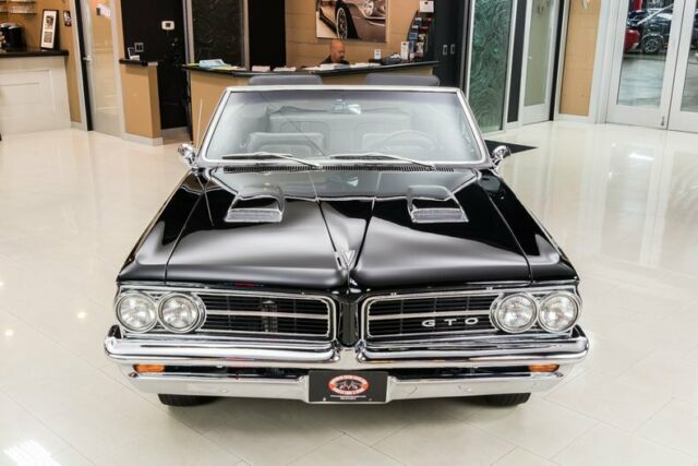 Pontiac GTO 1964 image number 6