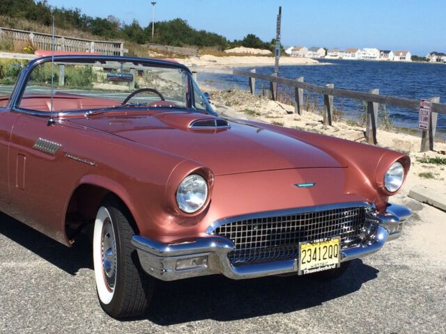 Ford Thunderbird 1957 image number 11