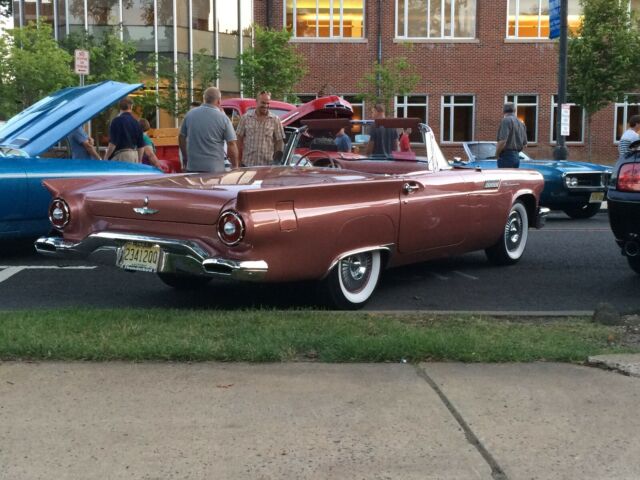 Ford Thunderbird 1957 image number 12