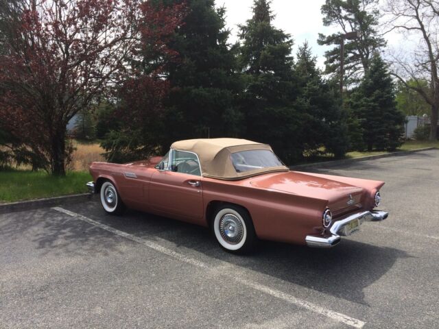 Ford Thunderbird 1957 image number 22