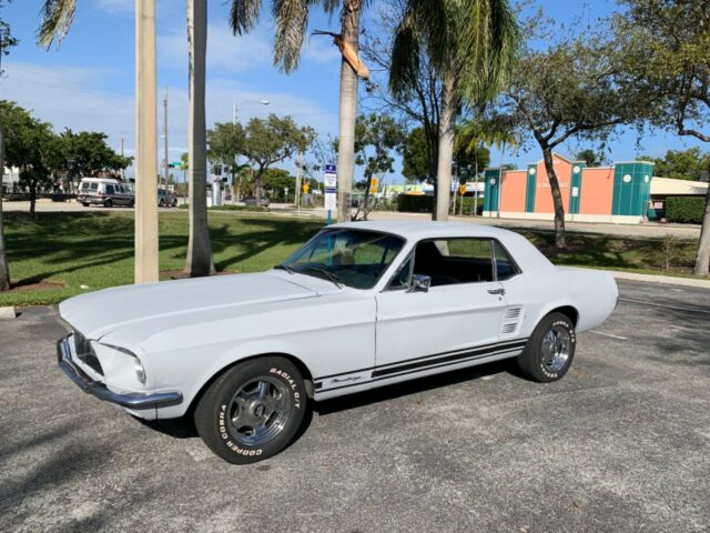 Ford Mustang 1967 image number 3