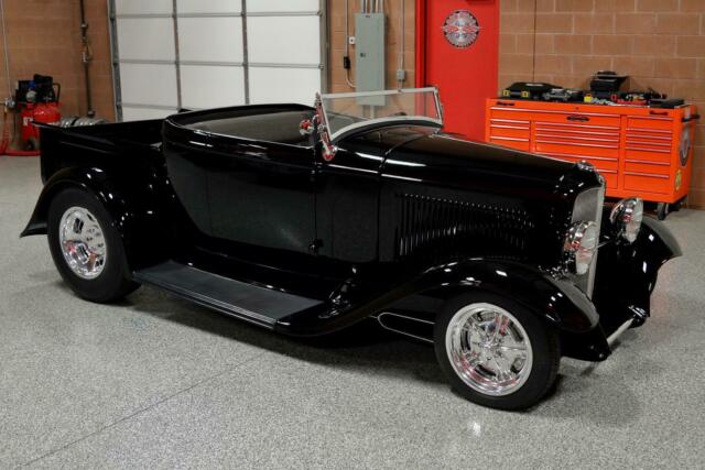 Ford Roadster Pickup 1932 image number 28