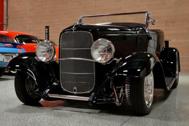 Ford Roadster Pickup 1932 image number 36