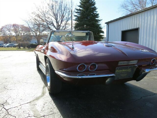 Chevrolet Corvette Convertible, 1967 image number 20