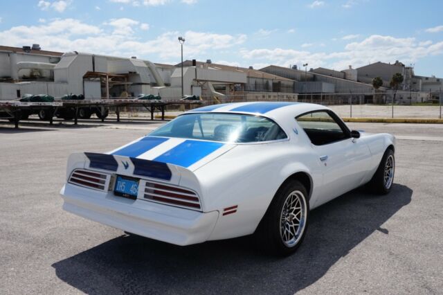 Pontiac Firebird 1978 image number 17