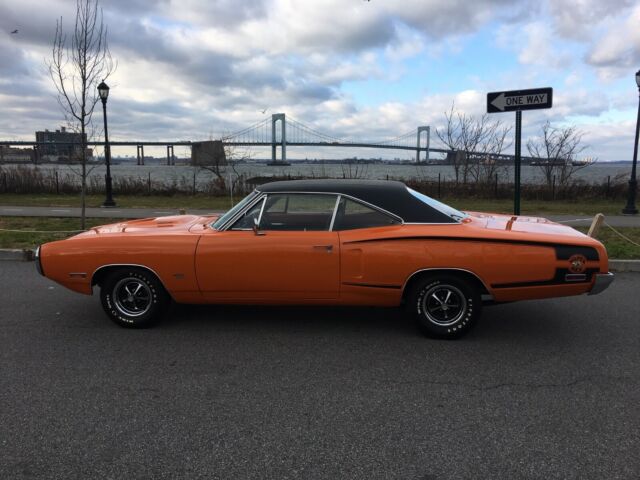 Dodge Coronet 1970 image number 0