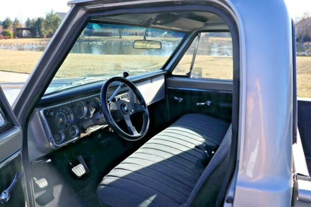 Chevrolet C-10 1971 image number 14