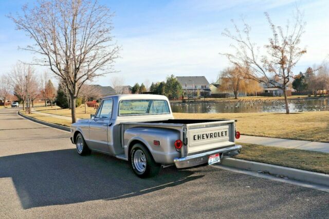 Chevrolet C-10 1971 image number 23