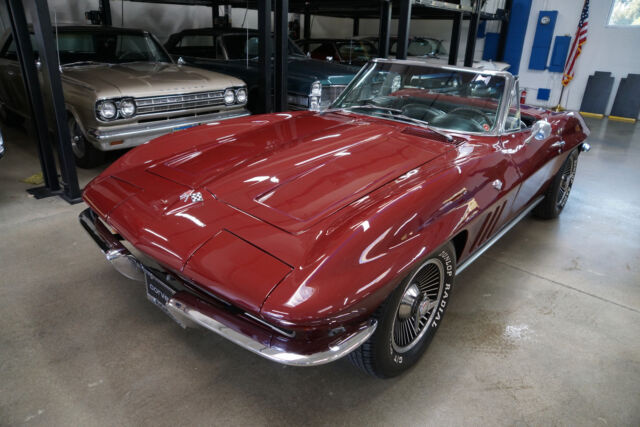 Chevrolet Corvette 1965 image number 0