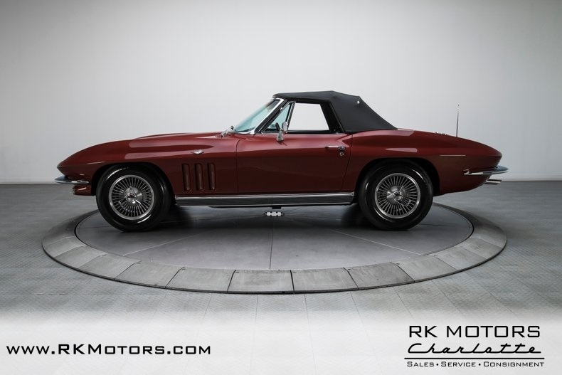 Chevrolet Corvette 1966 image number 18