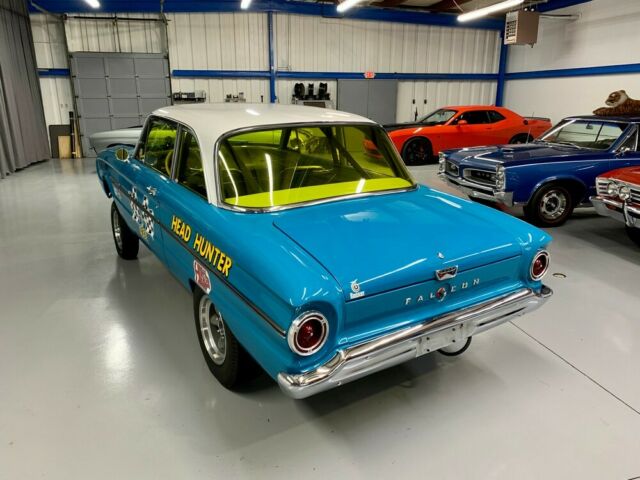 Ford Falcon 1961 image number 14