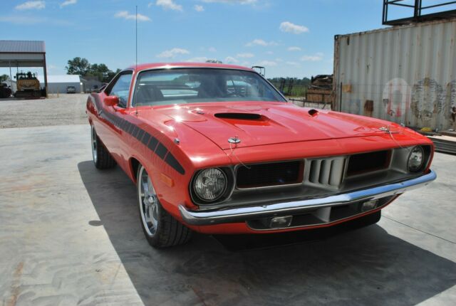 Plymouth Barracuda 1972 image number 2