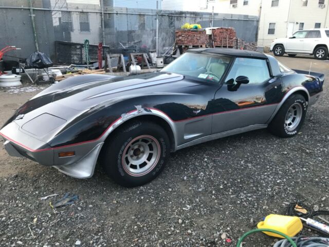 Chevrolet Corvette 1978 image number 2