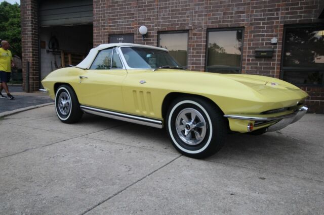 Chevrolet Corvette 1965 image number 5