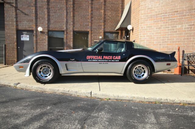 Chevrolet Corvette 1978 image number 1