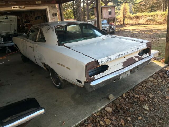 Plymouth Road Runner 1970 image number 27