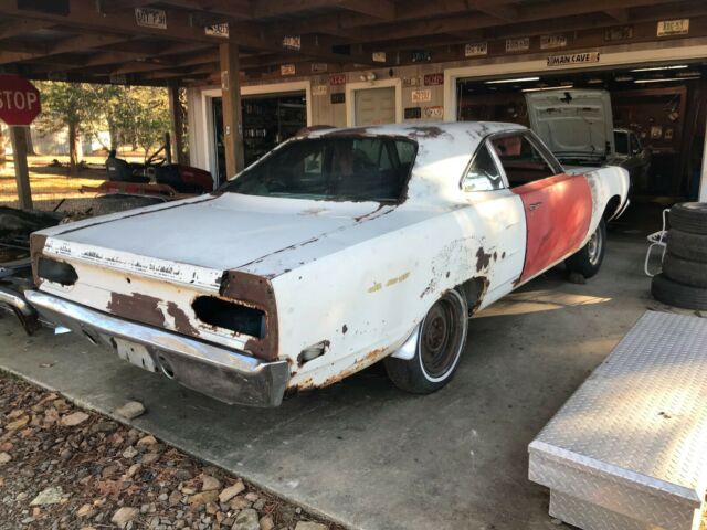 Plymouth Road Runner 1970 image number 29