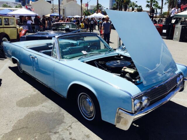 Lincoln Continental 1962 image number 11