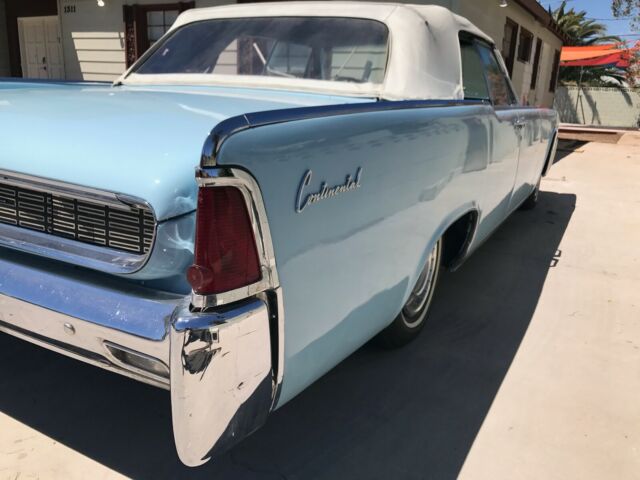 Lincoln Continental 1962 image number 23