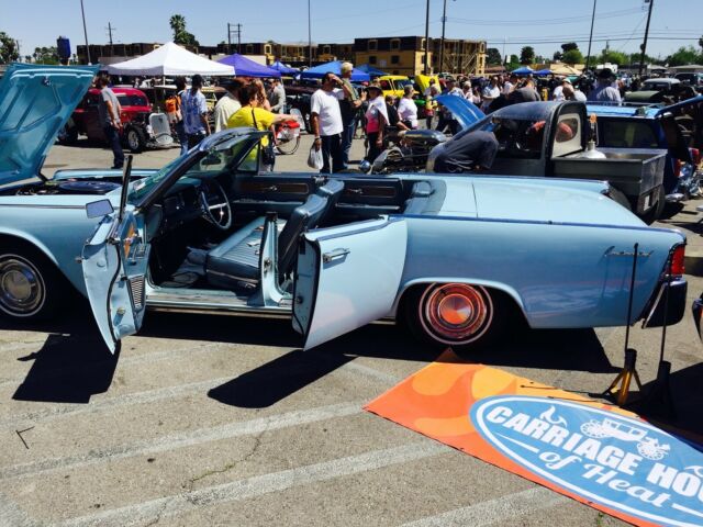 Lincoln Continental 1962 image number 32