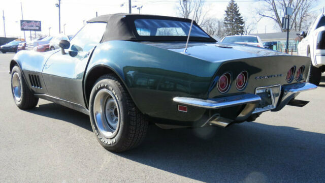 Chevrolet Corvette 1968 image number 11