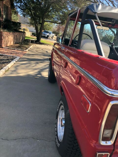 Ford Bronco 1972 image number 36