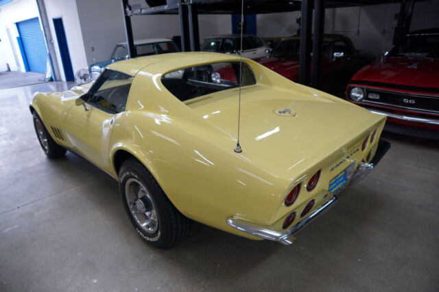 Chevrolet Corvette 427/390 L36 Coupe 1968 image number 9