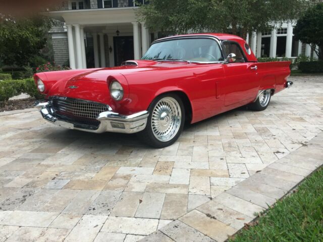 Ford Thunderbird 1957 image number 0